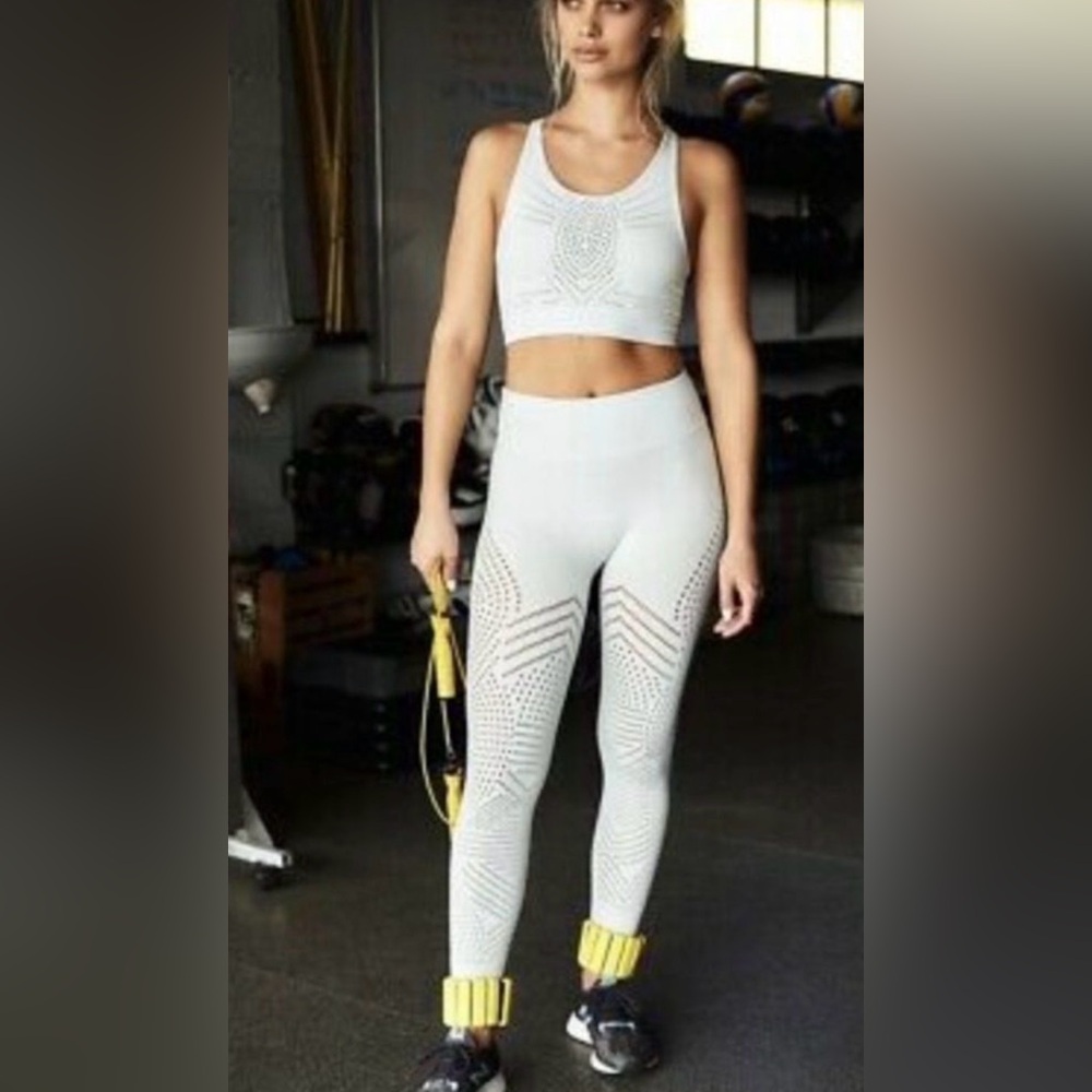 262.  Free People Movement Self-Hem Ecology Leggings